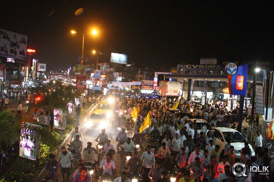 Legend-Movie-Team-Success-Tour